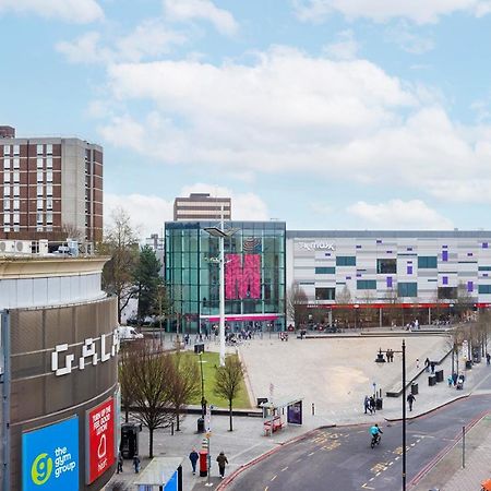 Cresta House - Modern Apartments Luton  Exterior photo